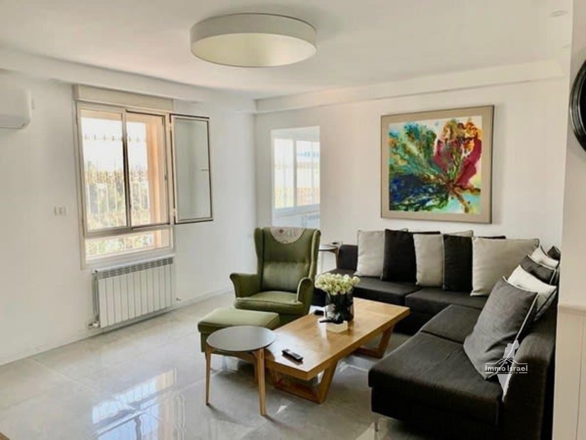 דירת 4.5 חדרים למכירה ברחוב הבנאי, ירושלים