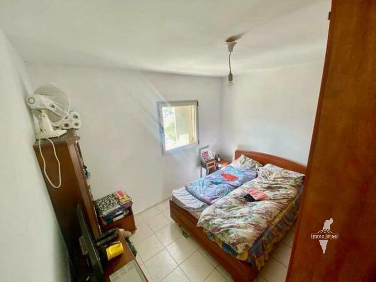 דירת 2 חדרים למכירה ברחוב אורוגואי, ירושלים