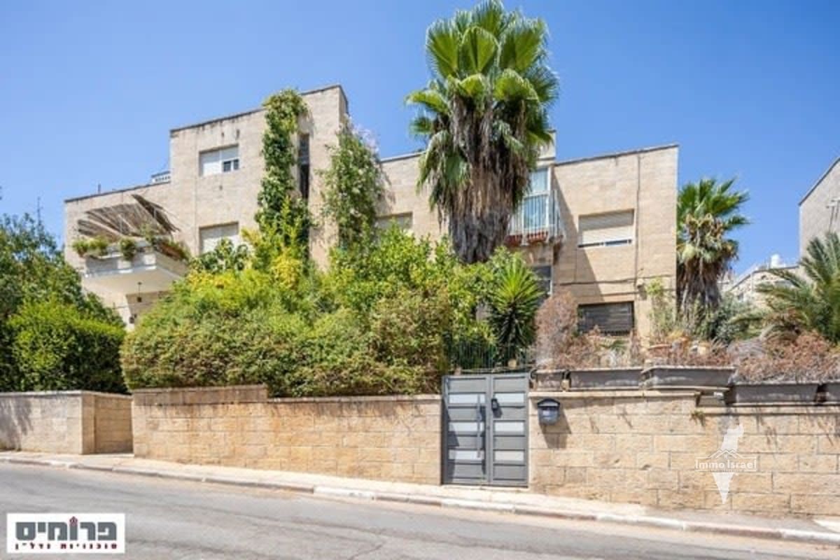 5-Room Garden Apartment for Sale on Haportzim Street, Jerusalem