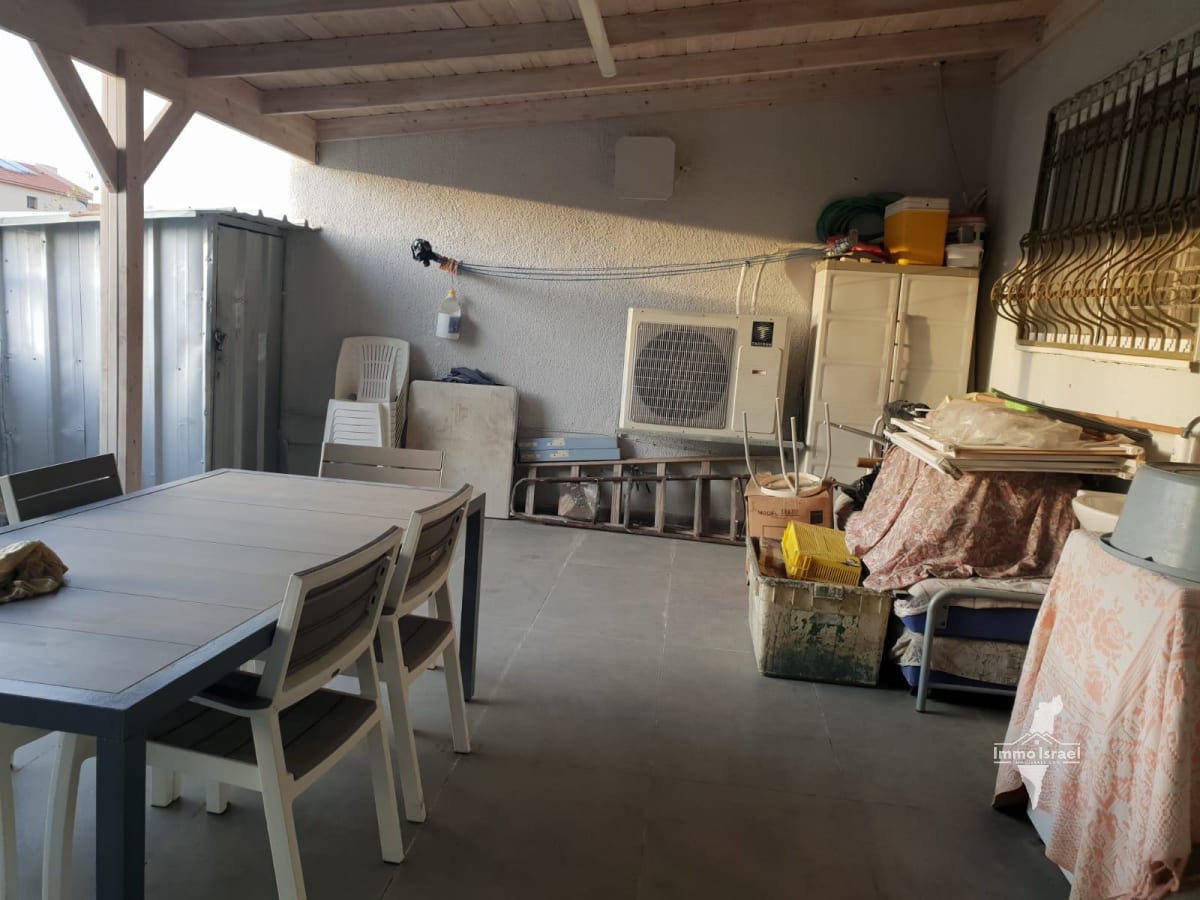 Appartement jardin de 3 pièces à vendre rue Pri Megadim, Ofakim