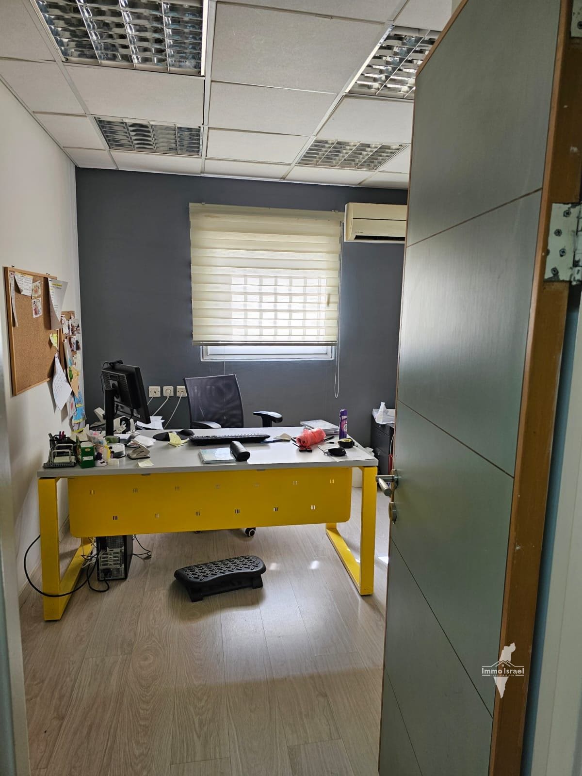 Office Space of 180 sqm for Rent at 9 Hativat Harel Street, Lod