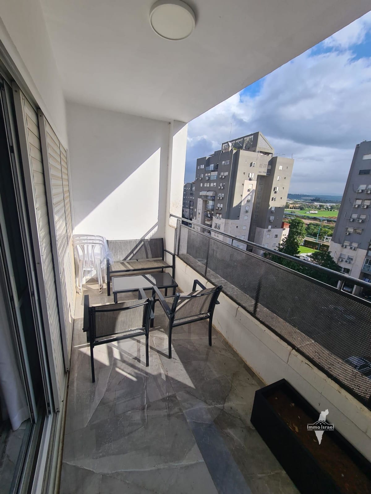 4-Room Apartment for Sale at 7 HaAyalon Street, Lod