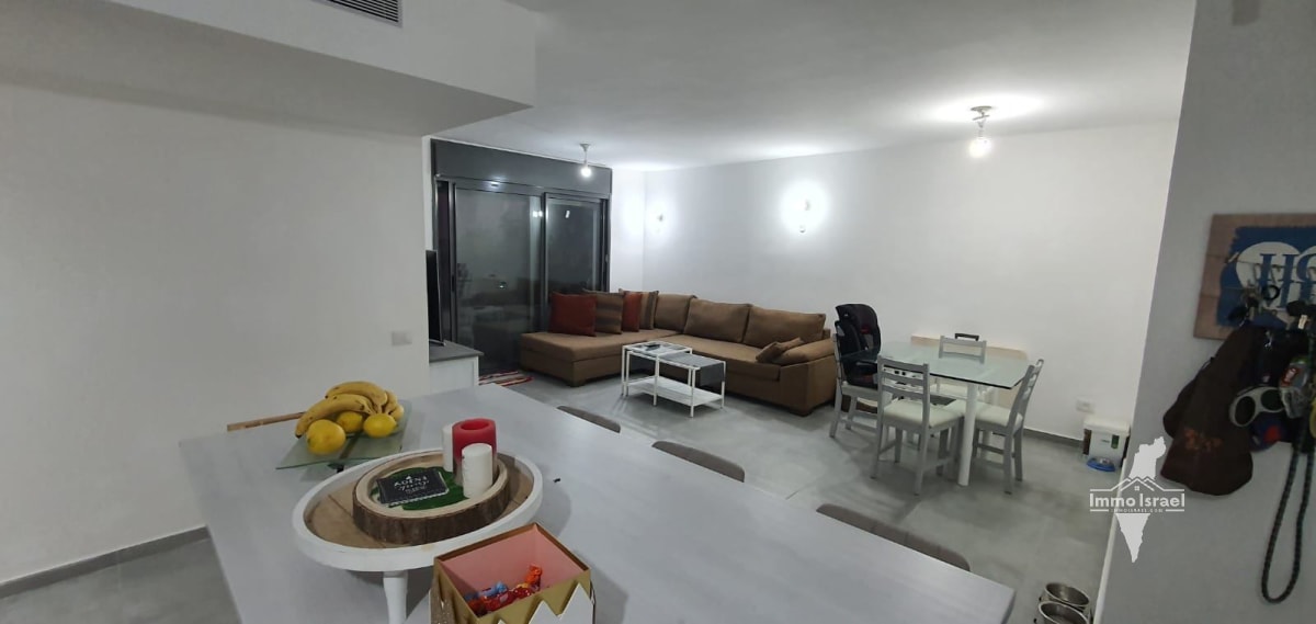 5-Room Apartment for Sale at 9 Gefen Street, Harish