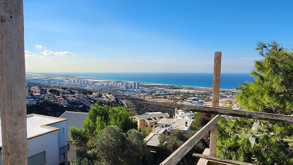5-Room Apartment for Sale at 16 Yosef Vitkin Street, Haifa