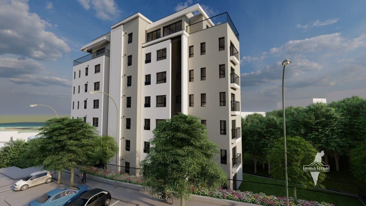 5-Room Penthouse for Sale at 18 Eder Street, Haifa