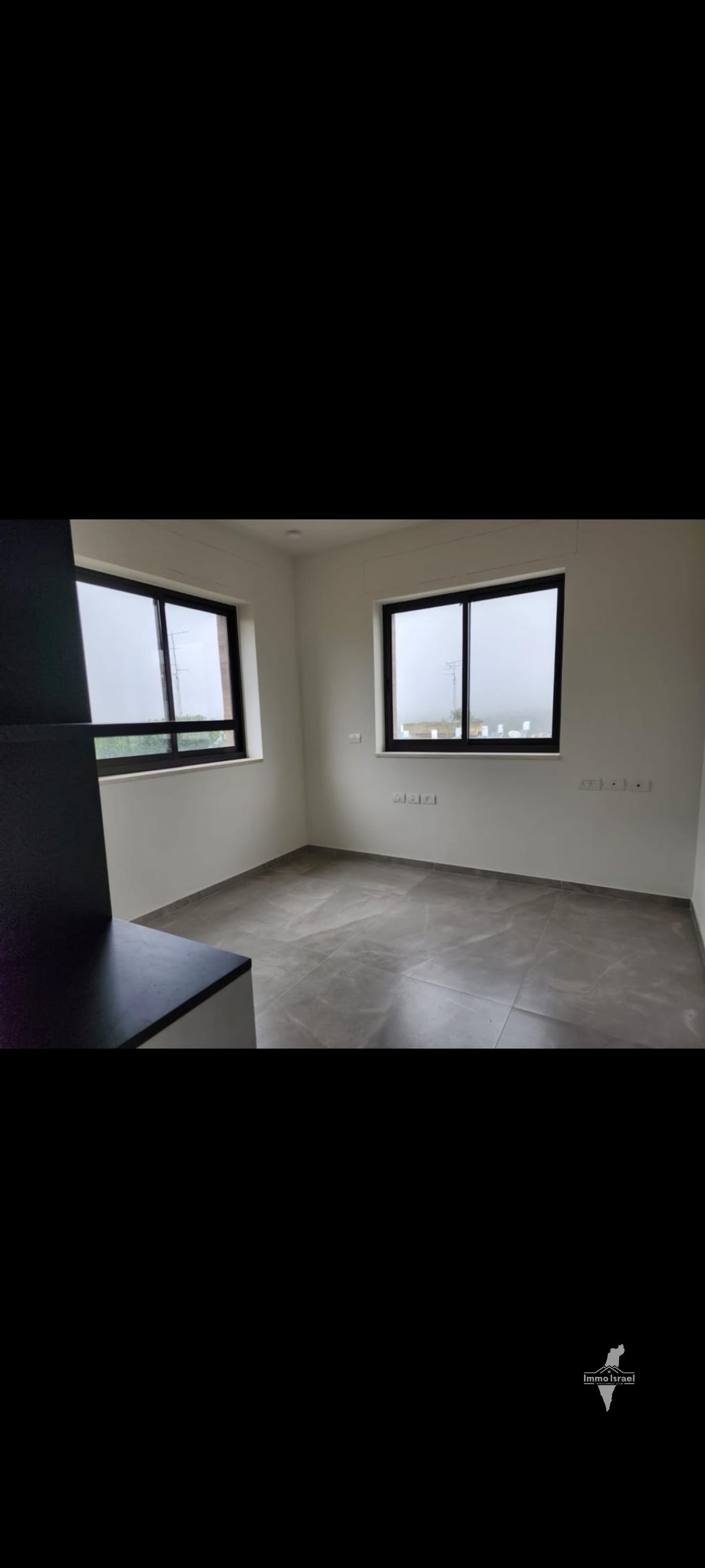 Luxury 5.5-Room Apartment for Sale on Tirtsa Street, Jerusalem