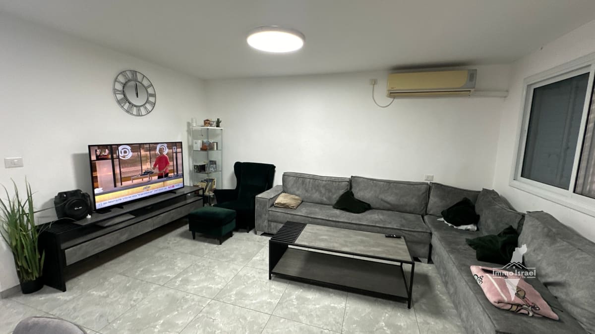 3-Room Apartment for Sale on Marvad ha-Ksamim Street, Be'er Sheva