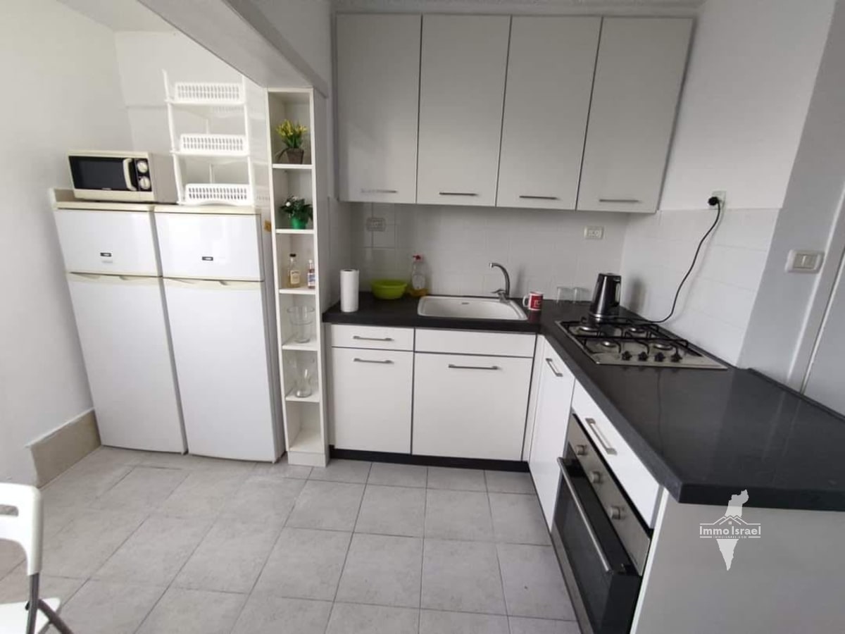 3-Room Apartment for Rent on Avraham Avinu Street, Be'er Sheva