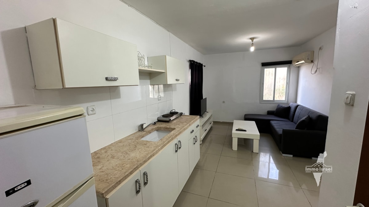 4-Room Divided Apartment for Sale on Derech Metsada, Beersheba