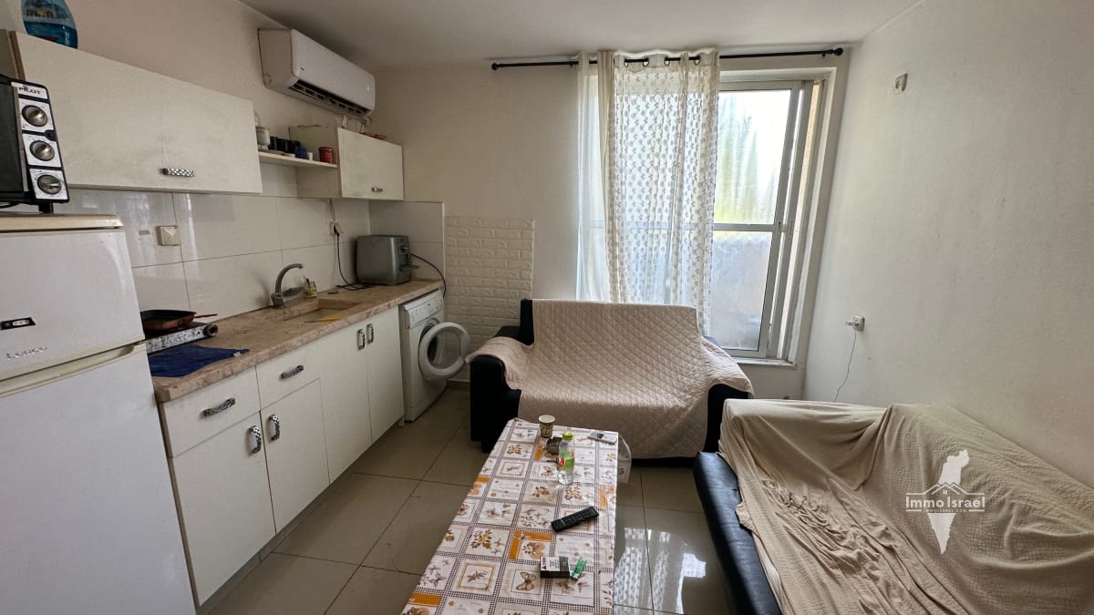 4-Room Divided Apartment for Sale on Derech Metsada, Beersheba