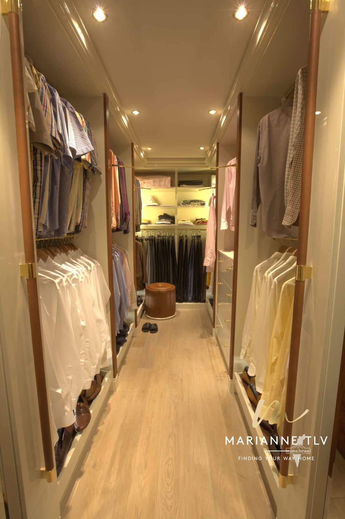 דירה 6 חדרים מול הים למכירה ברחוב יוטבת, תל אביב-יפו