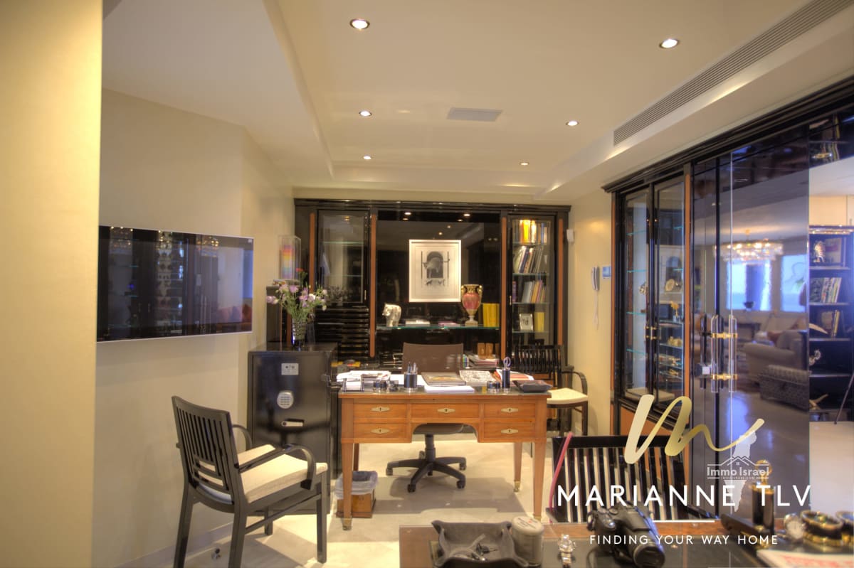 Appartement de 6 pièces face à la mer à vendre a Herbert Samuel, Tel Aviv-Yafo