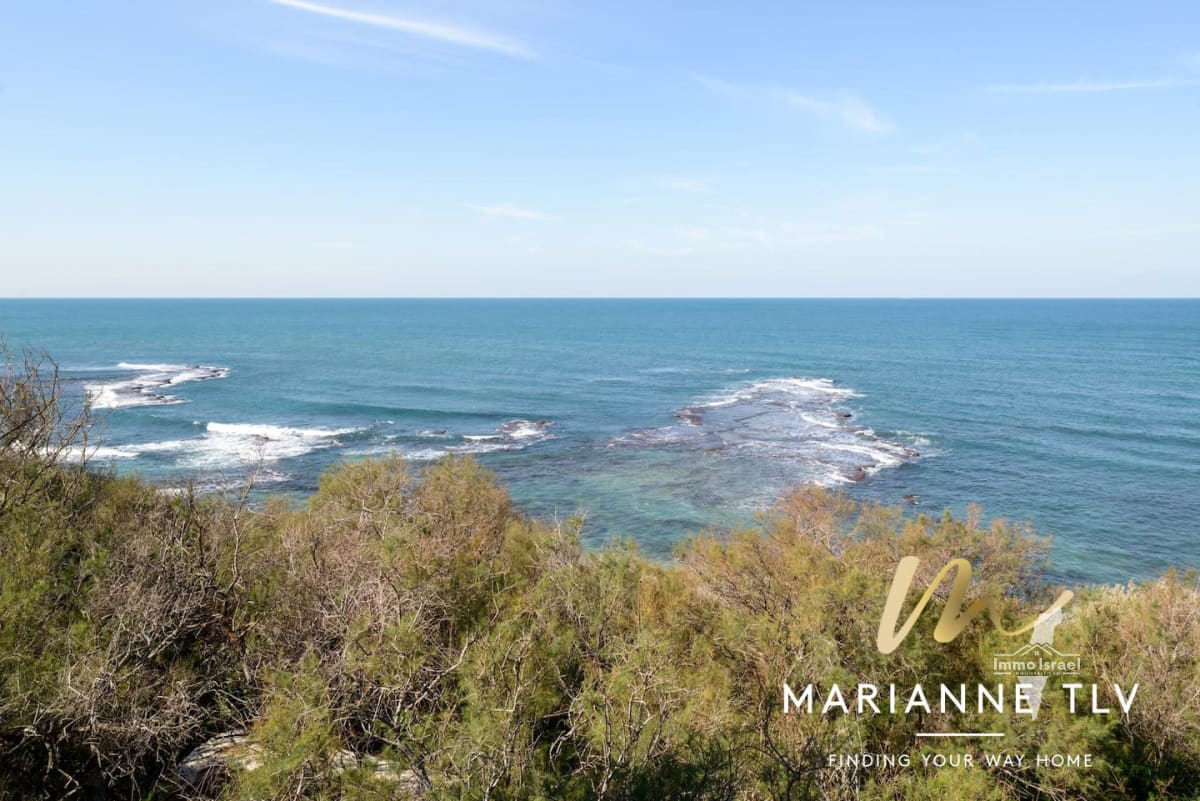 5-комнатная вилла с видом на море в аренду на улице Йотват, Тель-Авив-Яффо