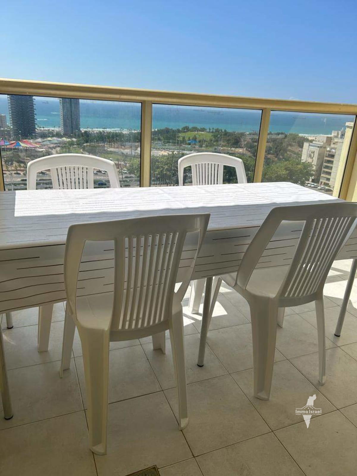 3-Room Apartment with Sea View for Sale at 8 HaBanim Street, Ashdod