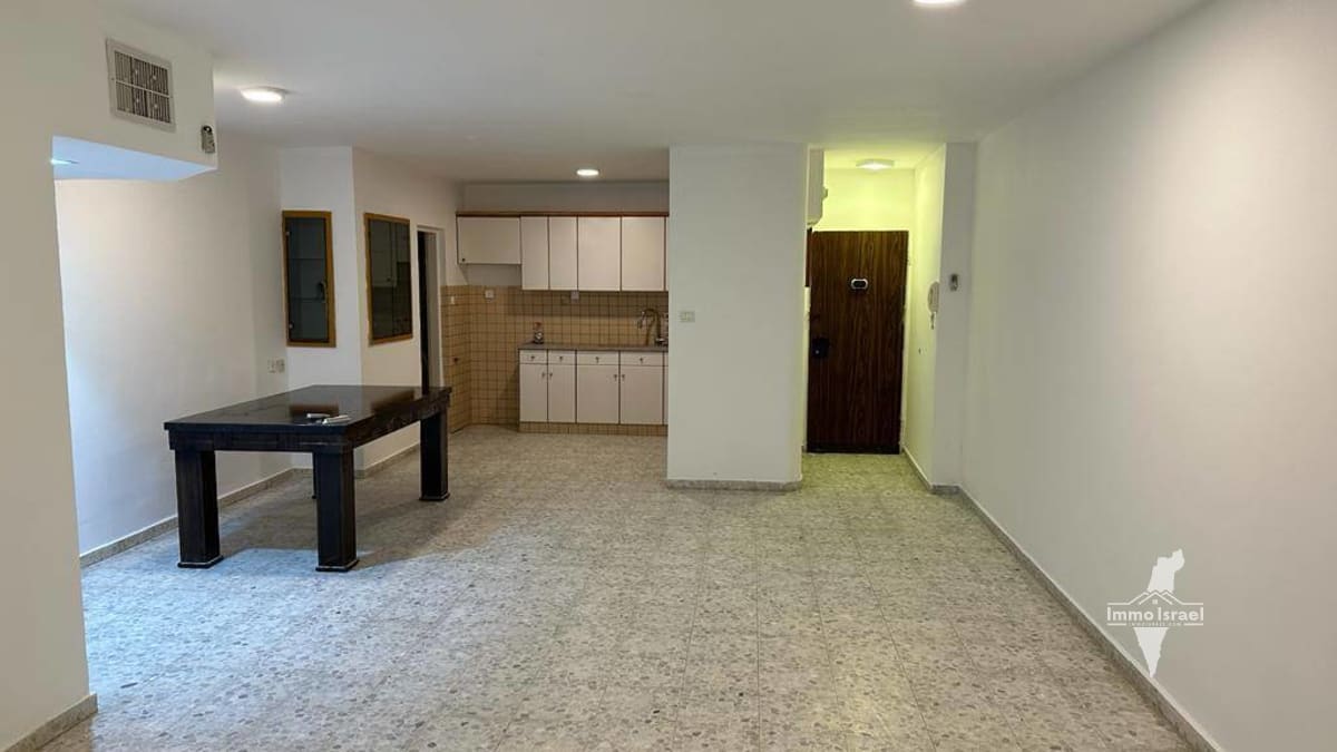 Appartement agréable et bien entretenu de 4 pièces à louer sur Sderot Yerushalayim, Be'er Sheva