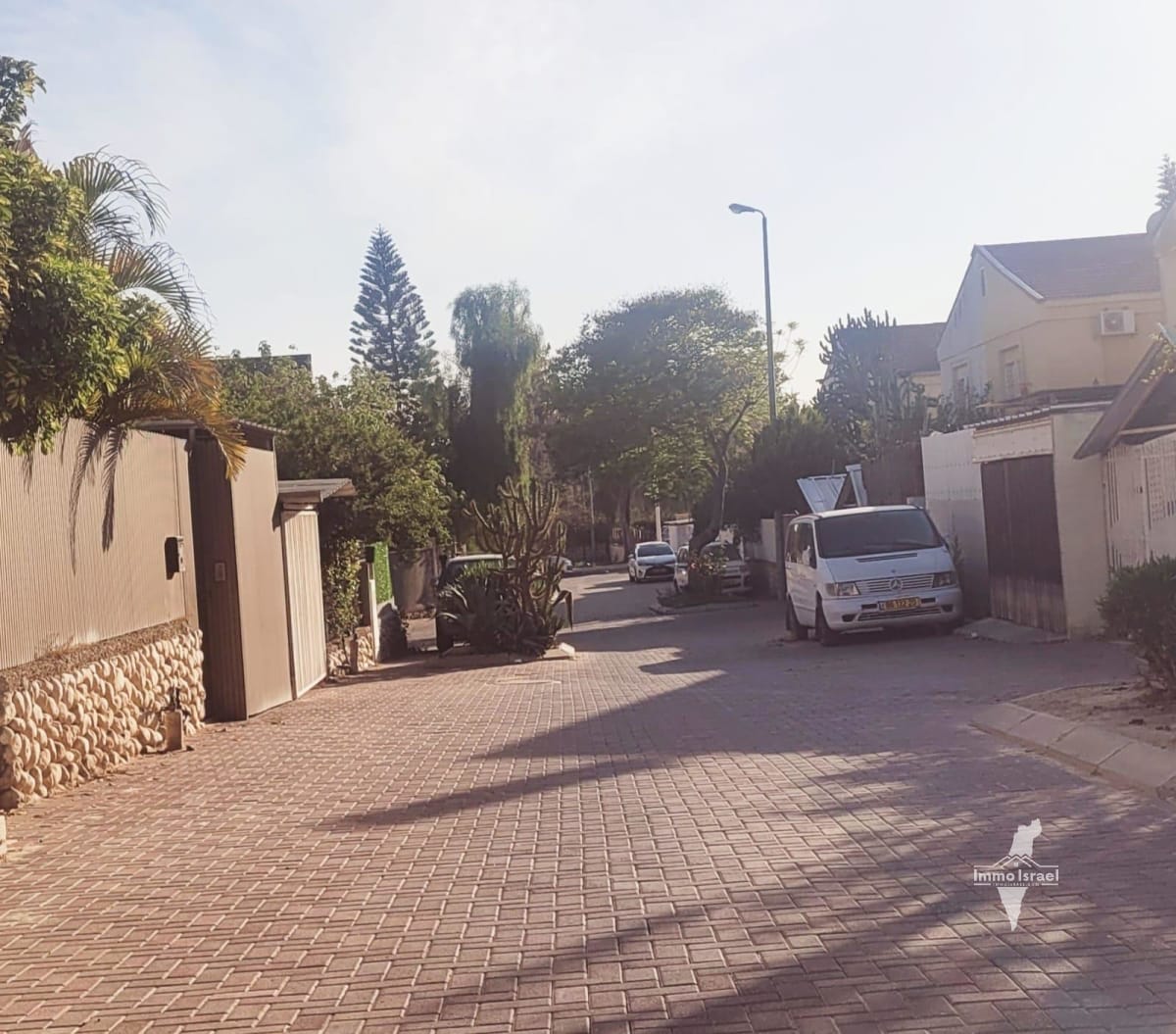 5-Room Semi-Detached Cottage on Land for Sale at 27 HaRav Menachem Gabbai Street, Be'er Sheva