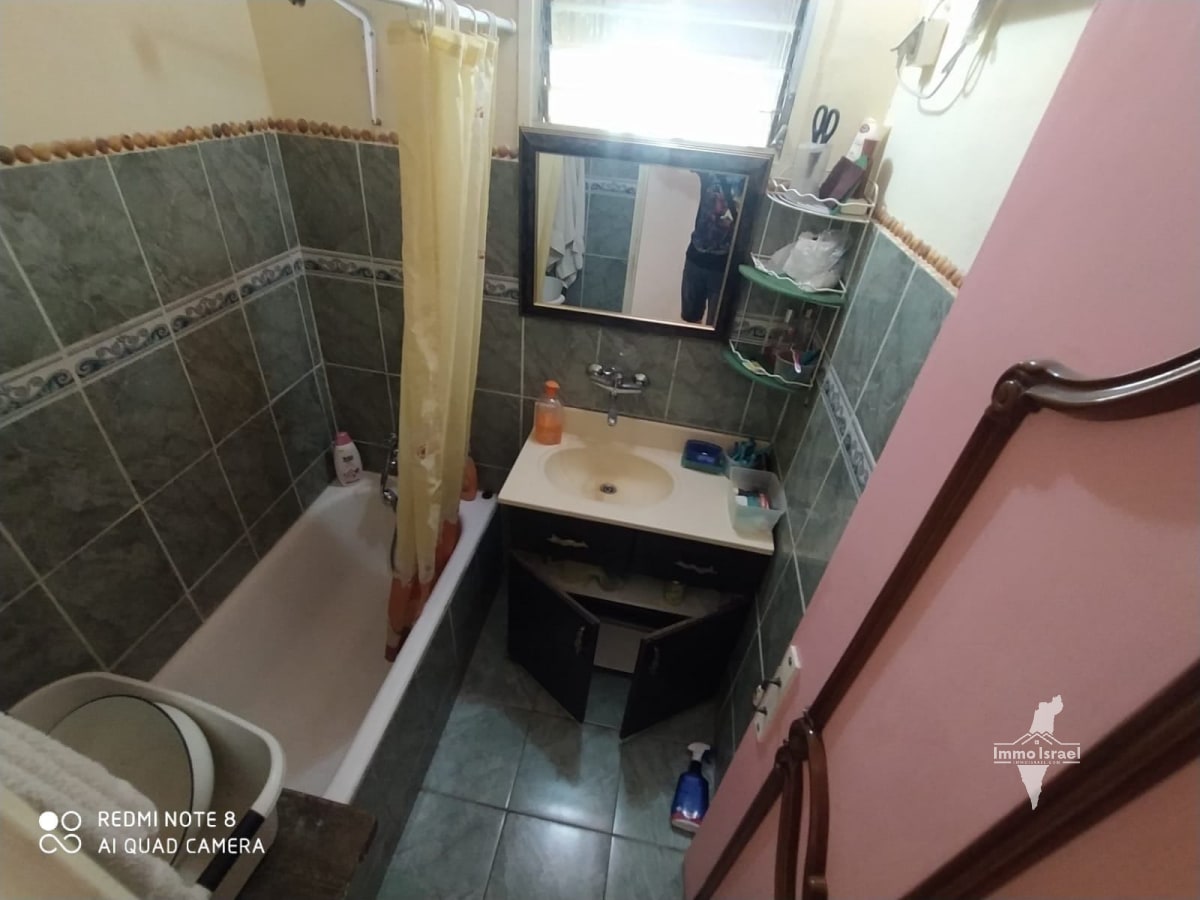 3-Room Apartment for Sale in Yud-Aleph Neighborhood, Be'er Sheva