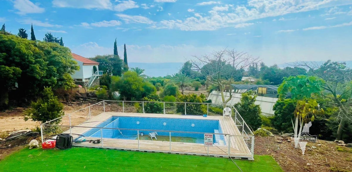 6-Dunam Estate with Panoramic View of the Kinneret and the Golan Heights in Chorazim