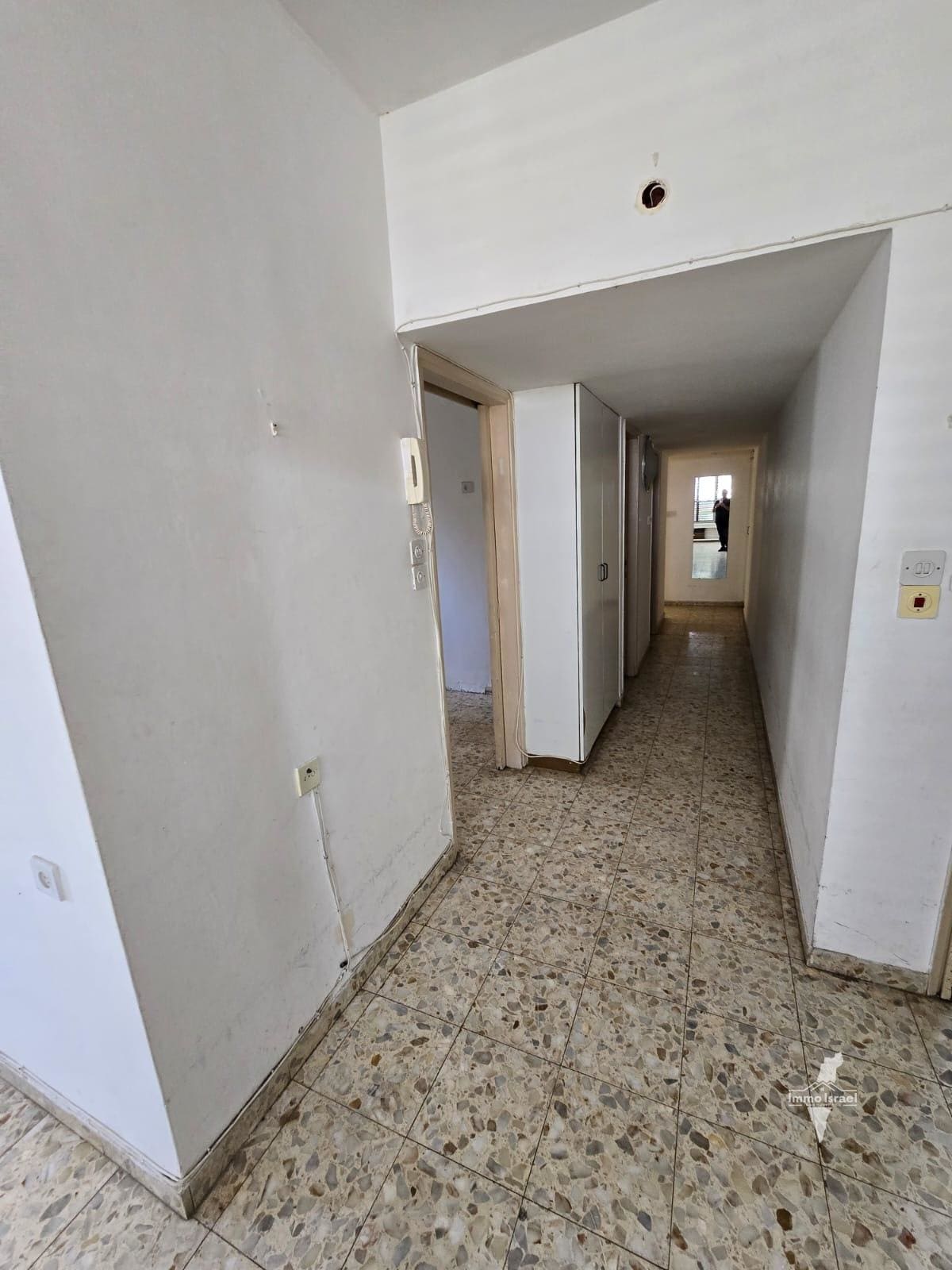 Grand appartement de 4 pièces à vendre au 9 Sderot Hen, Netanya