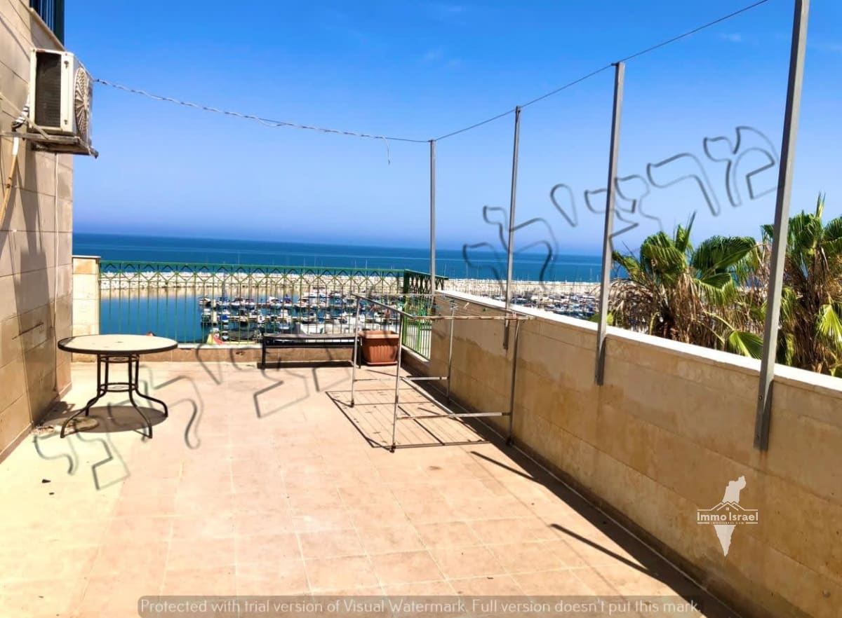 Mini penthouse de 4 pièces à vendre rue HaNamal, Ashkelon