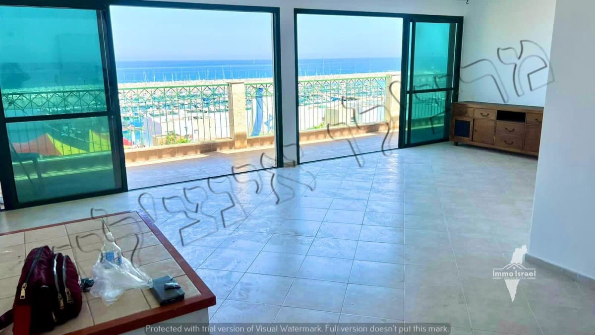 Mini penthouse de 4 pièces à vendre rue HaNamal, Ashkelon