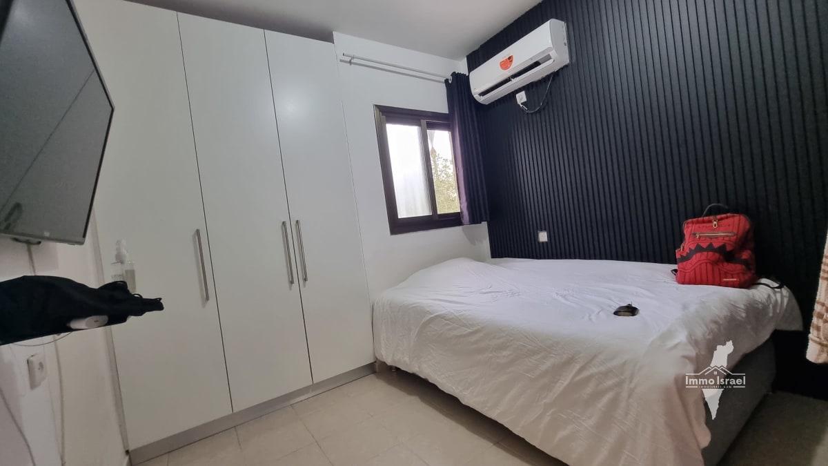 6-Room Corner Cottage for Sale on Nili Street, Or Akiva