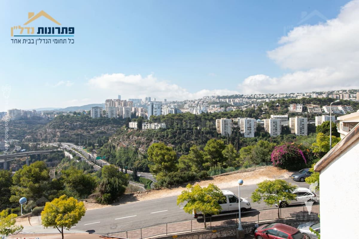 Penthouse de 5 pièces à vendre dans le quartier Vardiya, Haifa