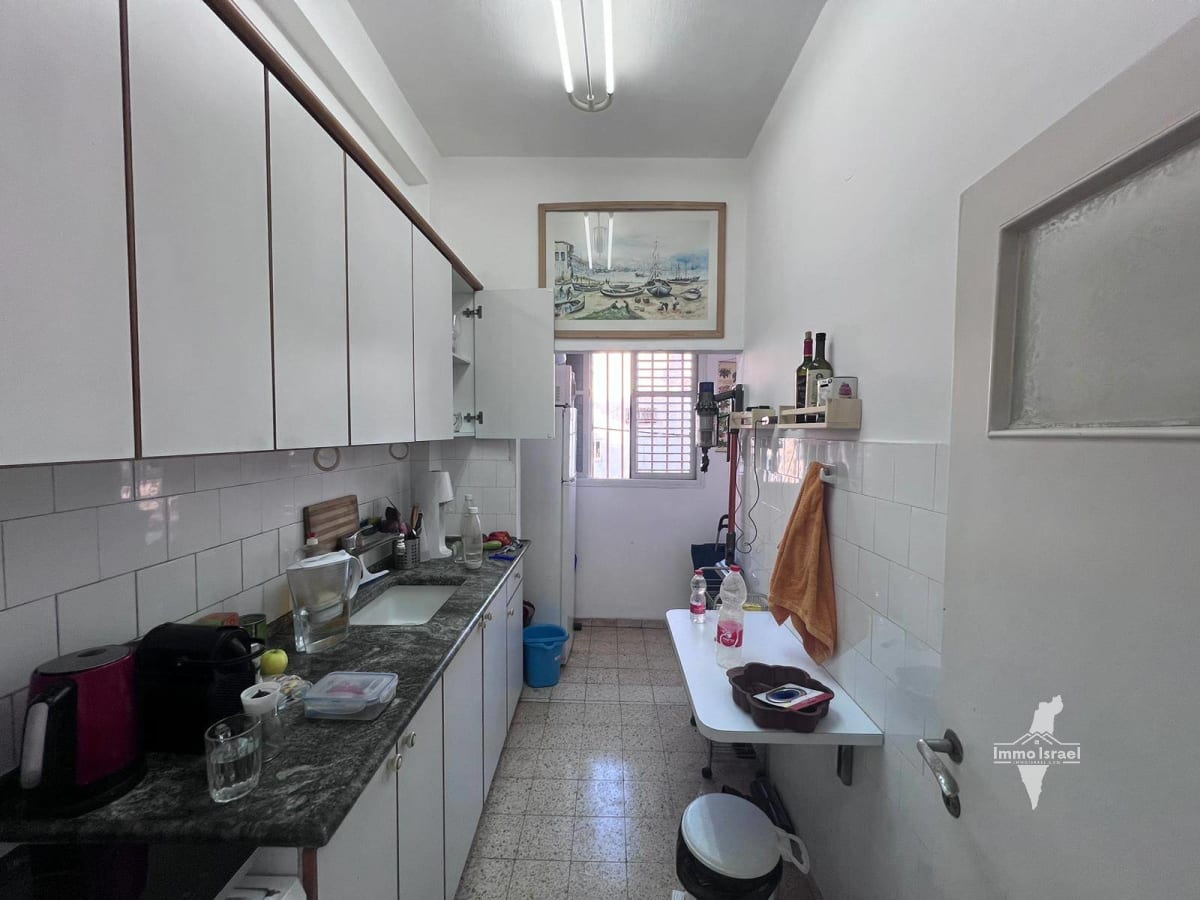 Appartement de 2 pièces à vendre sur la rue Gush Etsyon, Tel Aviv-Yafo