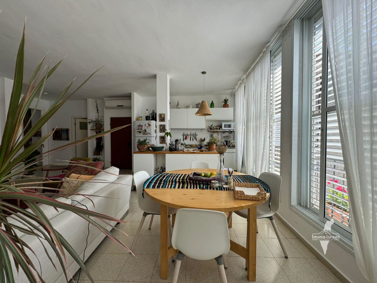 Appartement de 3,5 pièces avec toit-terrasse à vendre sur la rue Yehuda Hayamit, Tel Aviv-Yafo