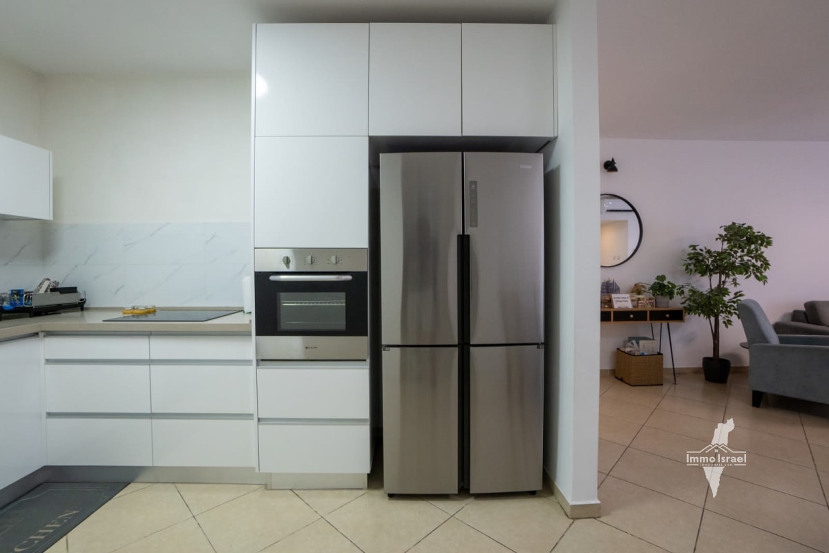 5-Room Apartment for Sale at 8 Mish'ol Susya, Be'er Sheva