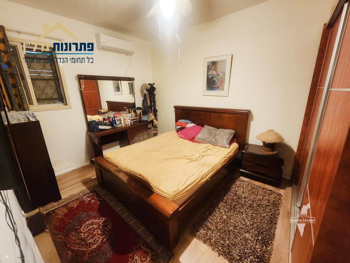 2.5-Room Apartment for Sale at Sderot Eliyahu Golomb, Haifa