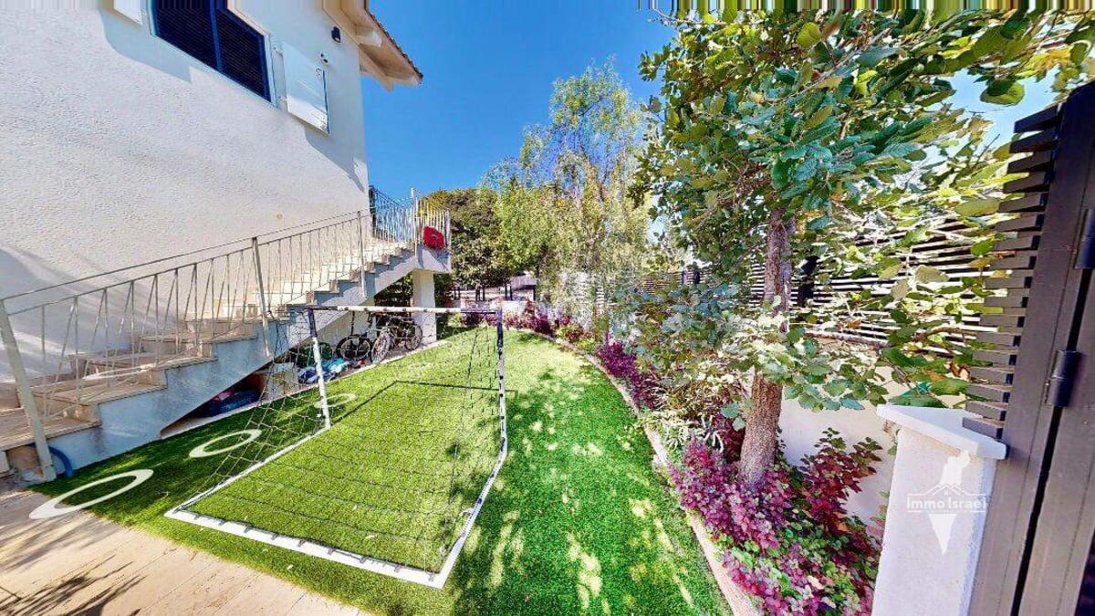 Appartement jardin neuf de 5 pièces à vendre sur la rue Kaplan, Kiryat Ono