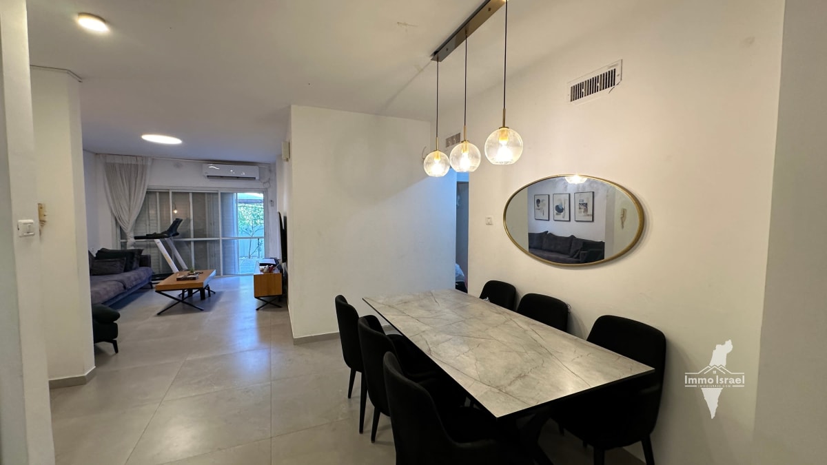 Upgraded 4-Room Garden Apartment for Sale in the New Vav Neighborhood, Be'er Sheva