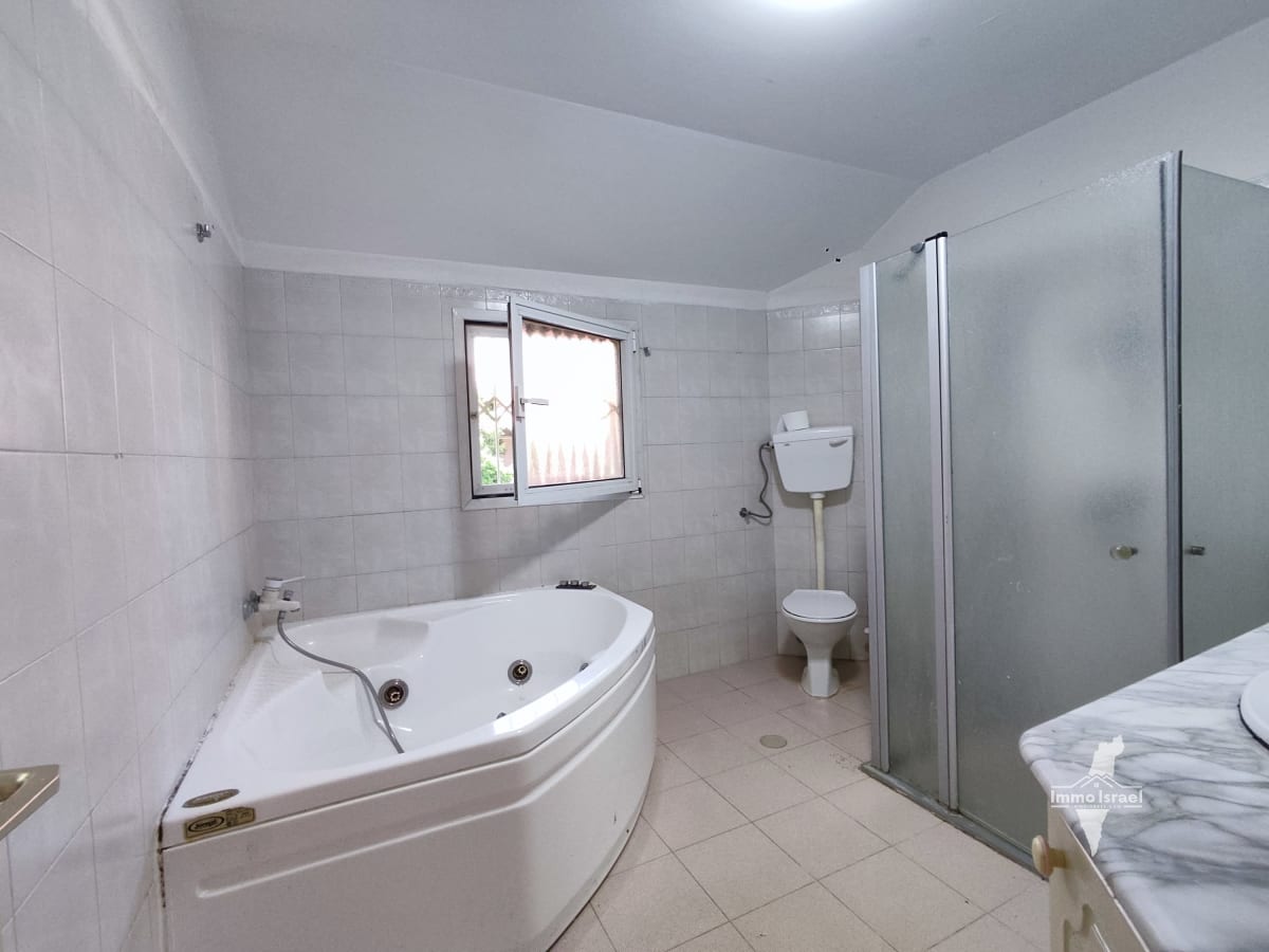 Maison de 7 pièces à vendre dans le quartier Ramat Razim, Safed