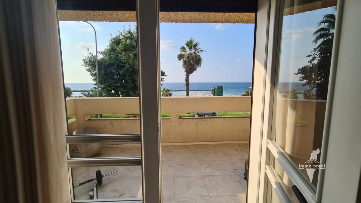 Appartement de 3 pièces à vendre sur la rue HaYarkon, Tel Aviv-Yafo