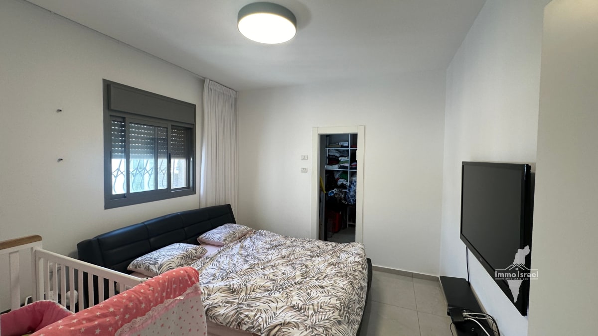 Mini-penthouse de 4 pièces à vendre sur la rue Yosef Burg, Be'er Sheva