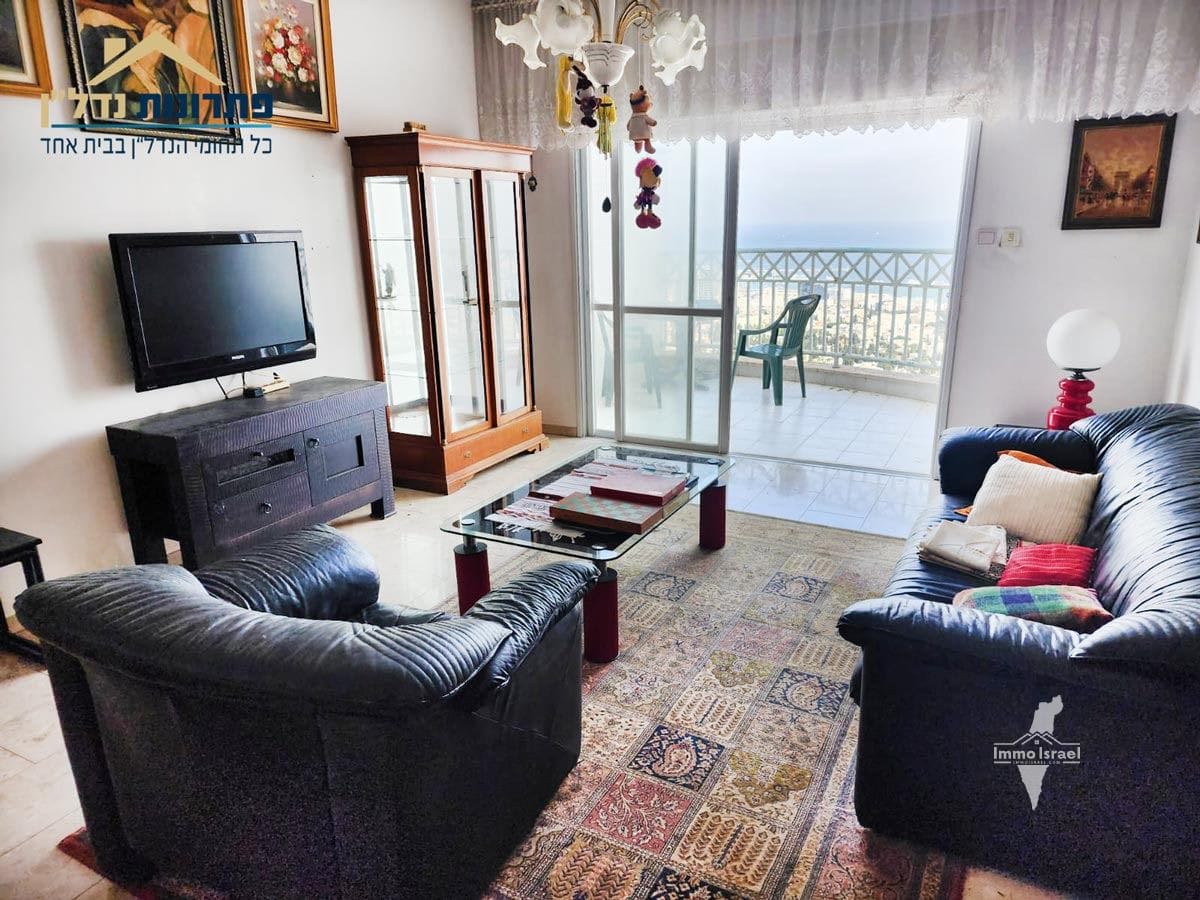 4-Room Apartment for Sale at Ba'al Shem Tov Street, Haifa