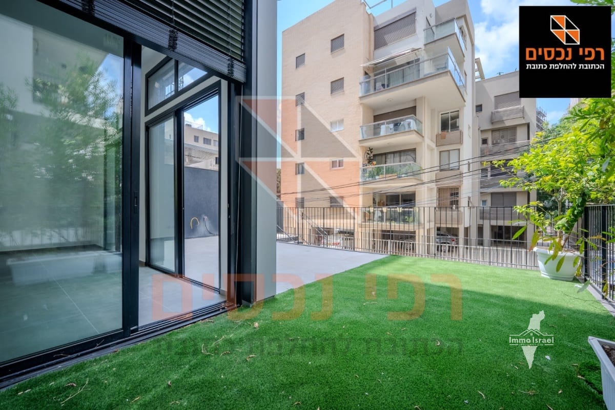 New 4-Room Garden Apartment for Sale at 43 Borochov Street, Giv'atayim