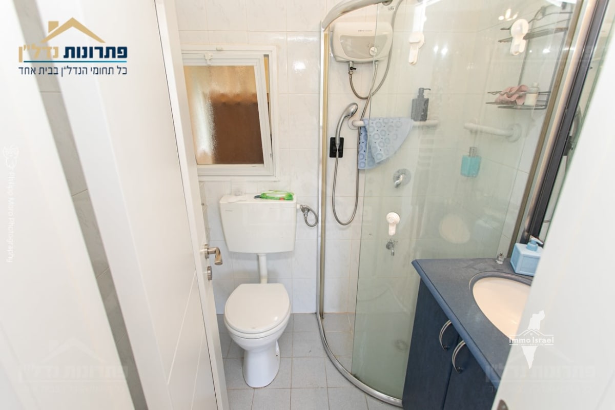 7.5-Room Garden Cottage for Sale at Morad Ha-Yasmin Street, Haifa