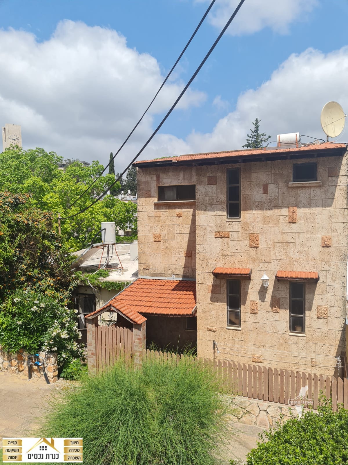 Cottage Divided into 3 Terrassed Houses for Sale in Yokne'am Illit