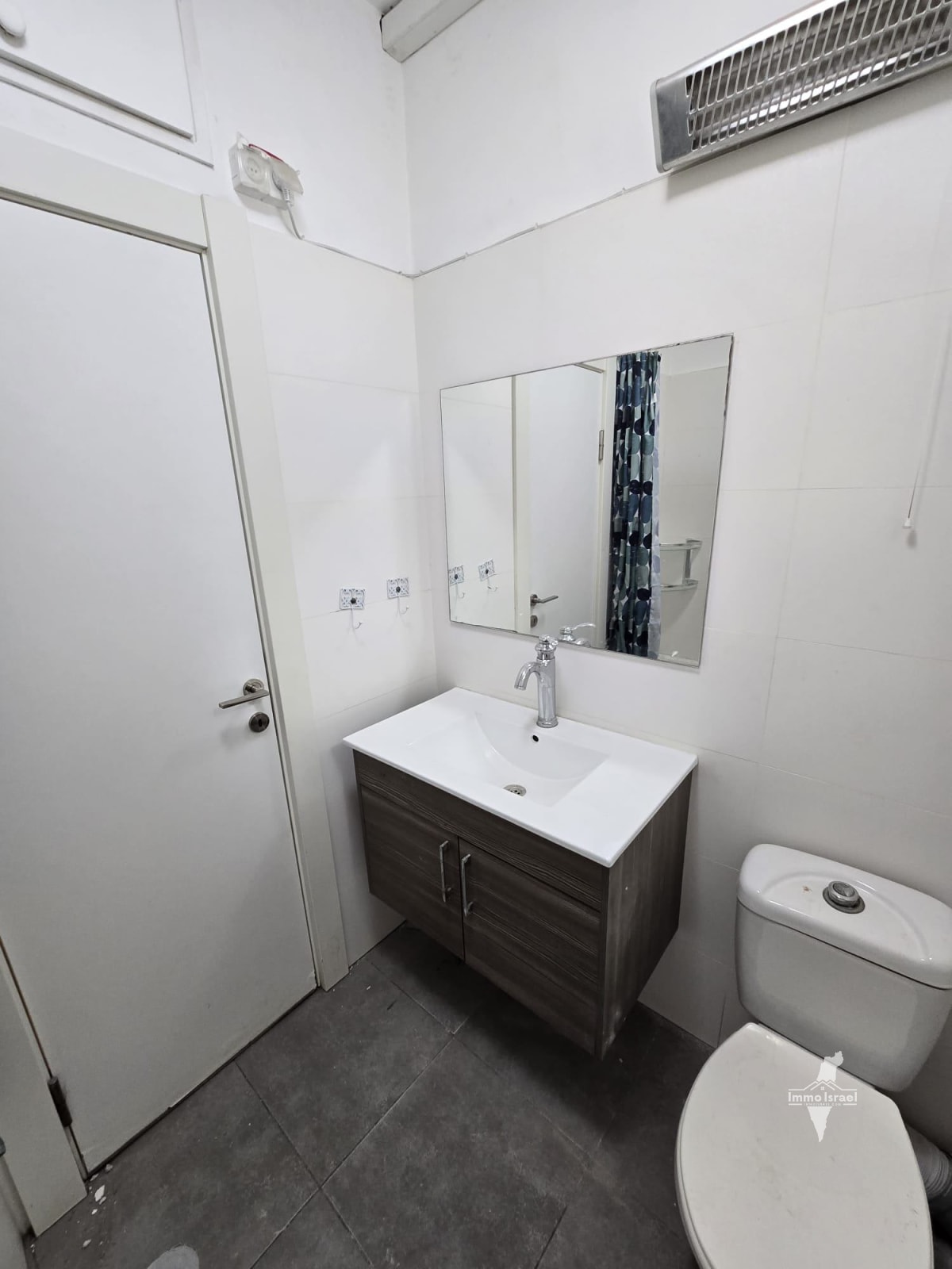 4-Room Apartment for Sale at 30 Meir Grossman Street, Be'er Sheva