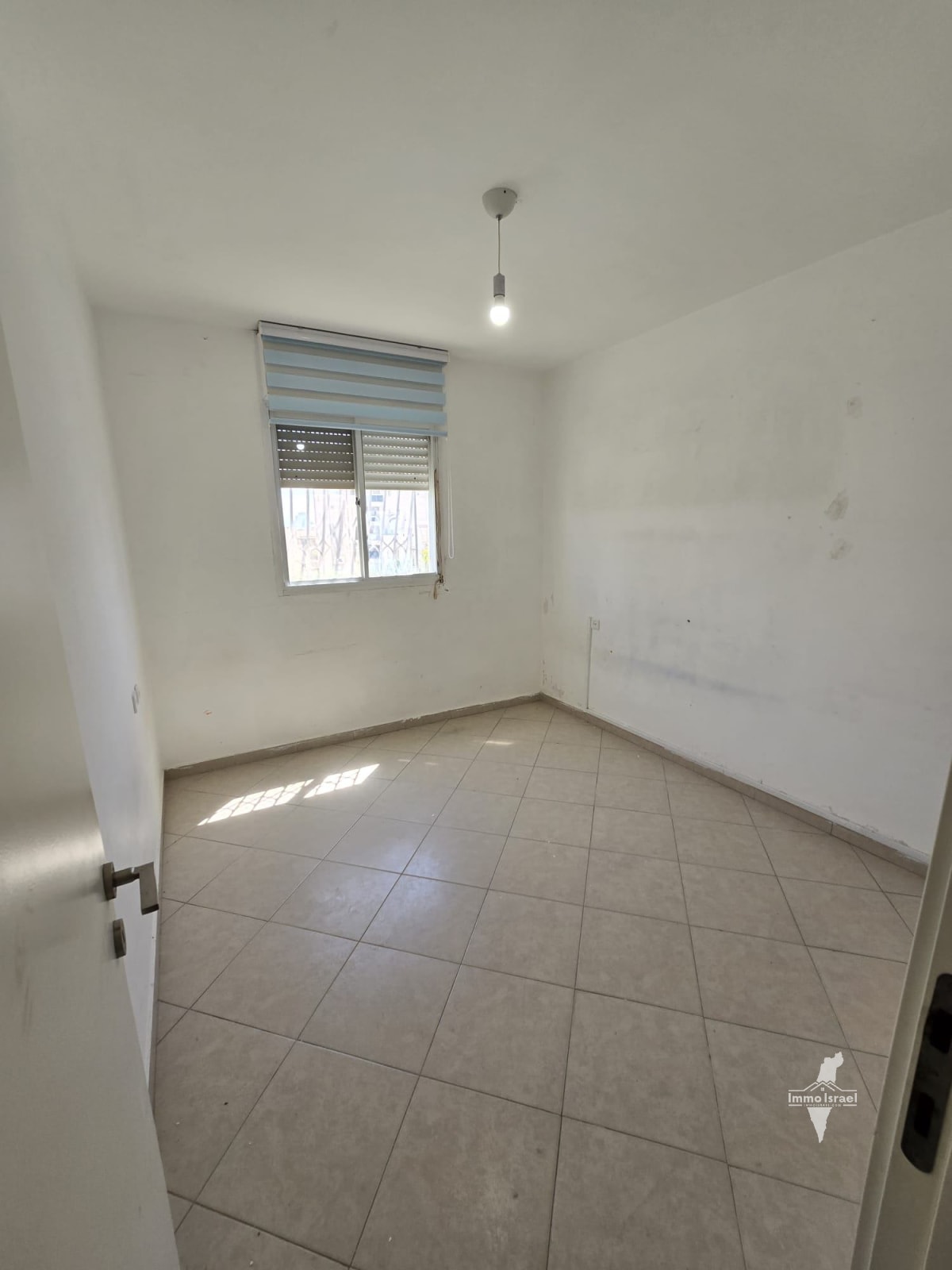 4-Room Apartment for Sale at 30 Meir Grossman Street, Be'er Sheva