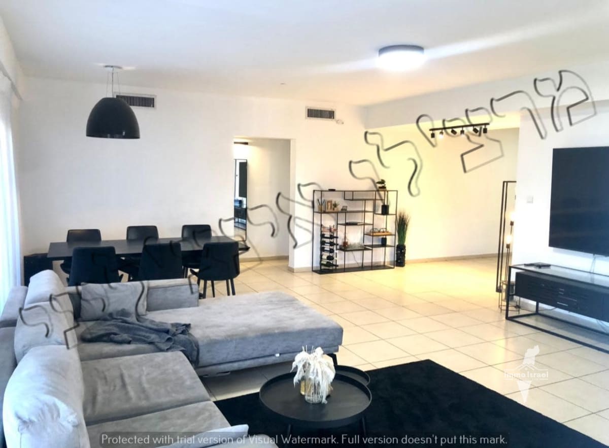 Appartement de 4 pièces à vendre sur la rue Arthur Rubinstein, Tel Aviv-Yafo