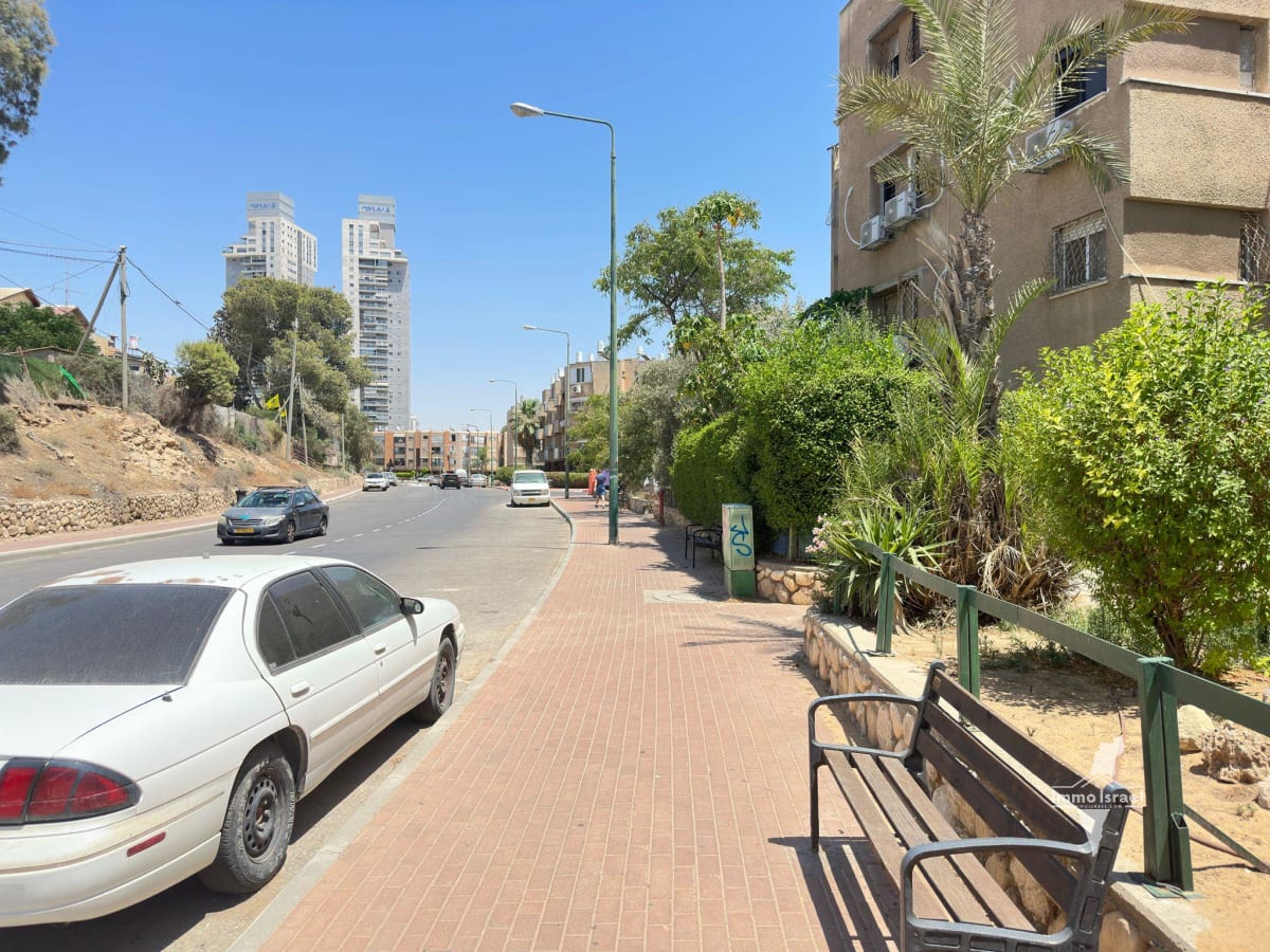 Appartement rénové de 4 pièces à louer sur la rue Moriya, Be'er Sheva