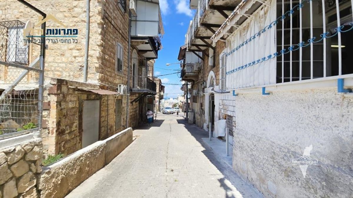 4-Room Apartment for Sale at Khuri Street, Haifa