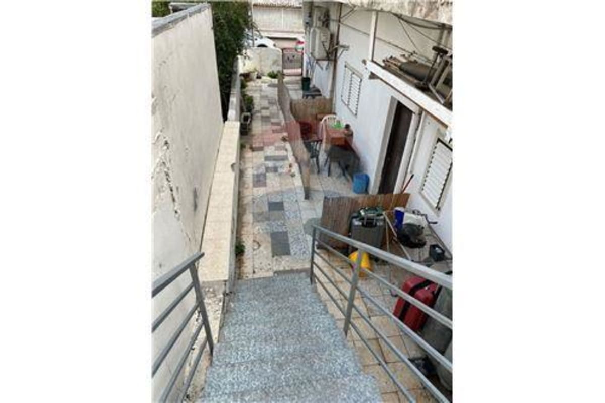 Entire Building for Sale at Go'el Street, Tel Aviv-Yafo