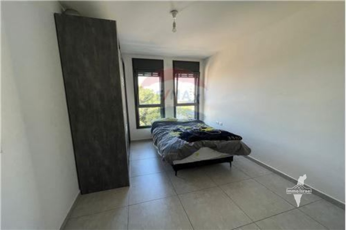 4.5-Room Apartment for Sale at Mahal Street, Tel Aviv-Yafo