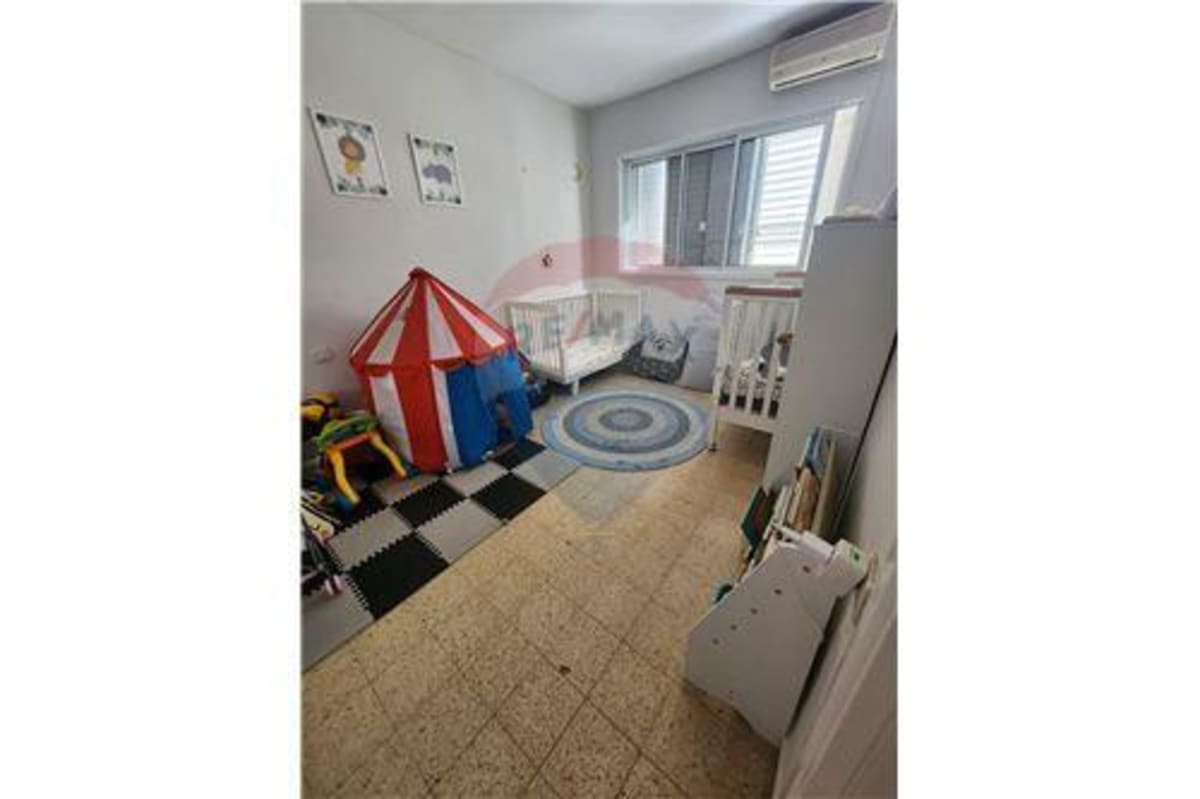 Appartement de 3,5 pièces à louer sur la rue Arlozorov, Tel Aviv-Yafo