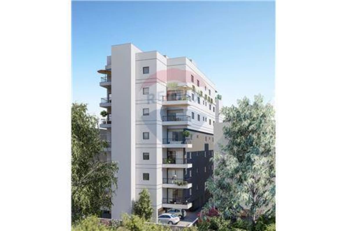 Appartement de 4 pièces à vendre sur la rue Merkaz Ba'alei Melaha, Tel Aviv-Yafo