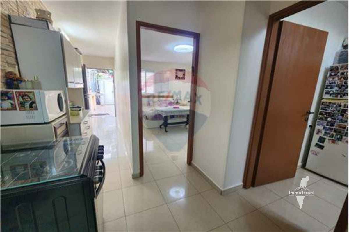 דירת גג 5 חדרים למכירה ברחוב בועז, תל אביב-יפו